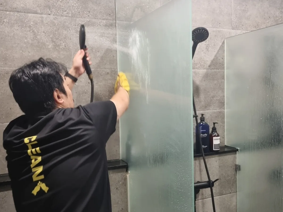 안동시 광석동 헬스장 복도·대기 동선 야간 위생청소 사례 - 행진크린