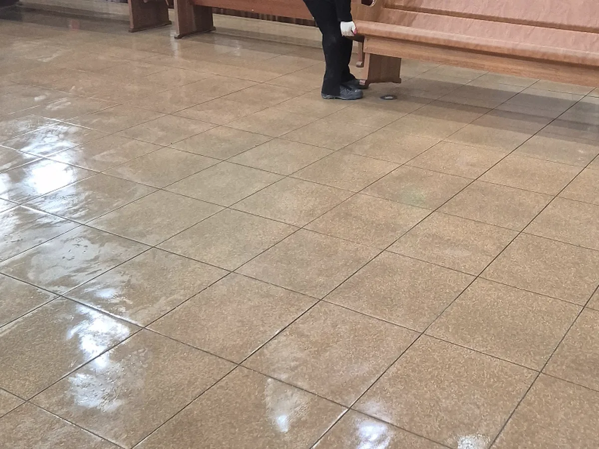 영양군 영양읍 예배당 방송실 장비 주변 정밀 위생청소 사례 - 행진크린