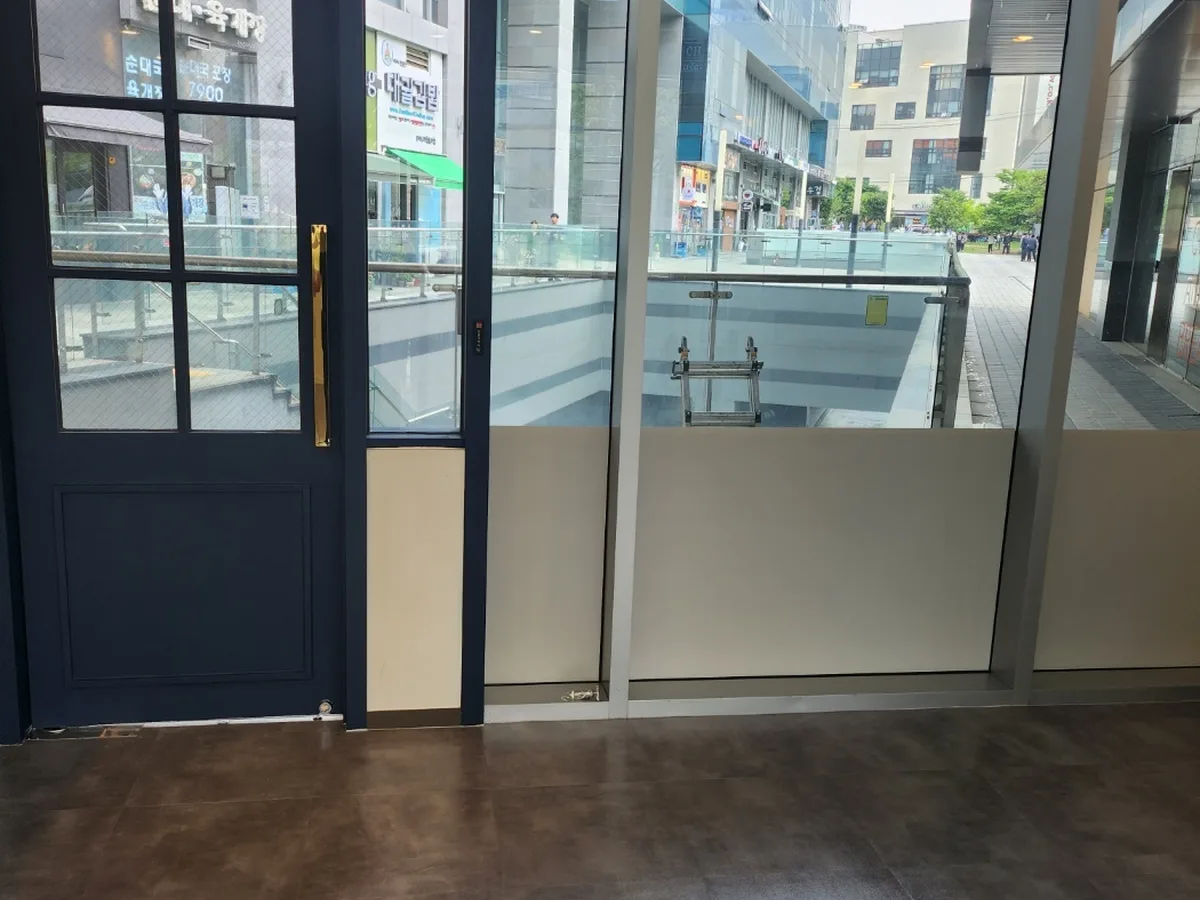 영양군 일월면 사무실 마감재 파티션 구역 위생청소 사례 - 행진크린
